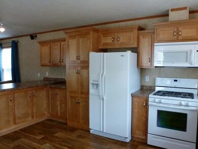414 W Prairie Ln, Mandan, ND 58554 - photo 3