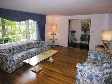 175 Richardson Dr, Needham, MA 02492 - photo 4