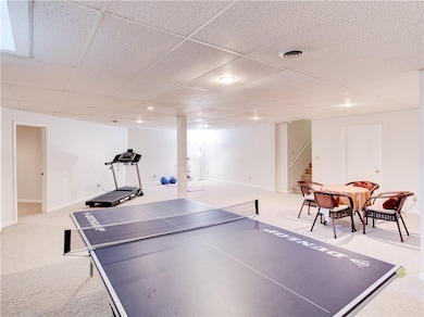 5565 Wren Ct, Columbus, IN 47201 - photo 6