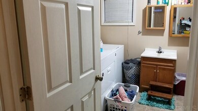 1037 8th St NW, Linton, IN 47441 - photo 2