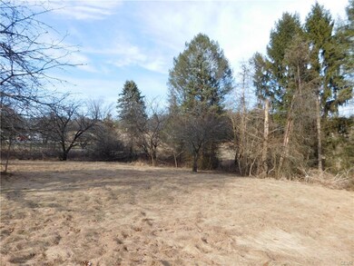 538 Ashwood Dr, Nazareth, PA 18064 - photo 2