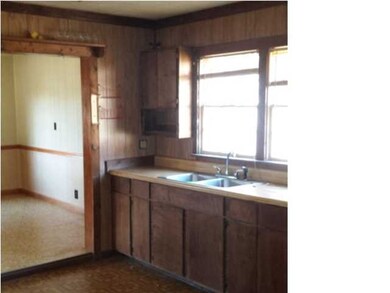 505 Bradley Ave, La Fayette, GA 30728 - photo 3