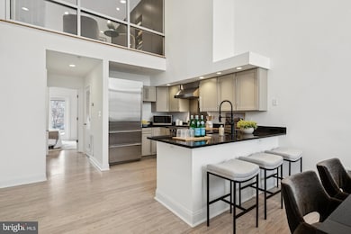 1610 11th St NW unit 3-B, Washington, DC 20001 - photo 4