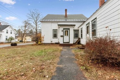 95-97 Cheney St, Newport, NH 03773 - photo 4