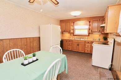 1412 Red Mill Rd, Rensselaer, NY 12144 - photo 5