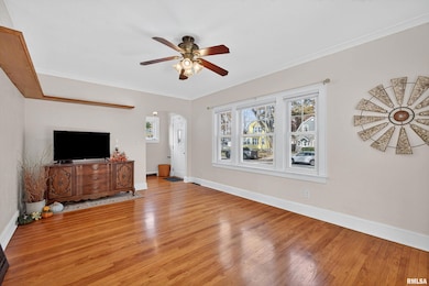 2811 E 18th St, Davenport, IA 52803 - photo 7