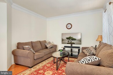 43443 Oberon Ln, Chantilly, VA 20152 - photo 7