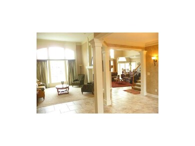 Open Floor-Plan!