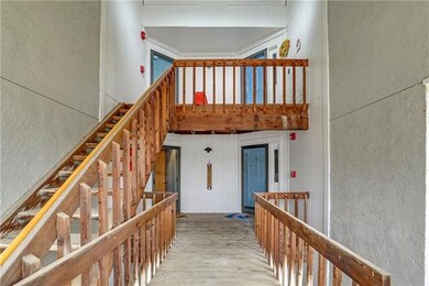 5870 Park St unit 5, Shawnee, KS 66216 - photo 3