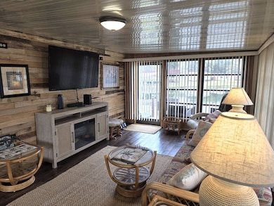 21253 Yontz Rd unit 4, Brooksville, FL 34601 - photo 7