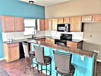 21712 Johnson Ct, Spring Hill, KS 66083 - photo 4