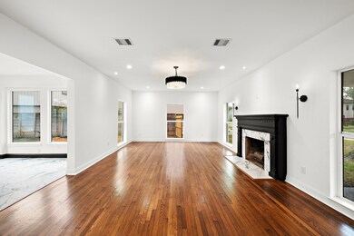 3321 Parkwood Dr, Houston, TX 77021 - photo 6