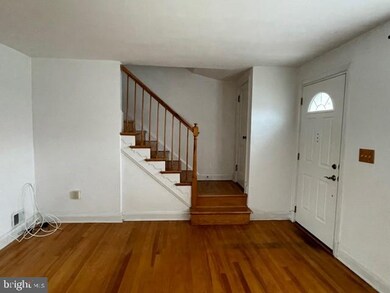 8613 Rock Oak Rd, Parkville, MD 21234 - photo 3