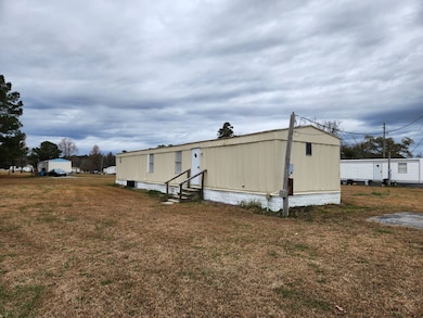 1004 Aaron Ln, Jacksonville, NC 28540 - photo 2