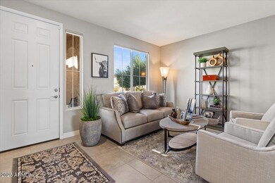 07-Entry & Formal Living Room