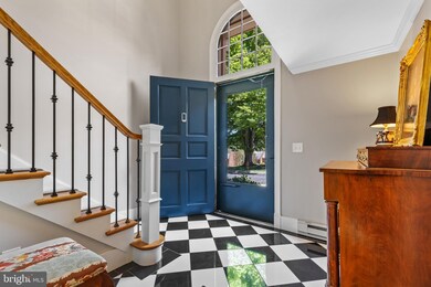 10 Hume Ct, Towson, MD 21204 - photo 2