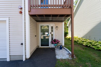 14 Echo Shore Dr, MerriMacK, NH 03054 - photo 2