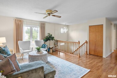 2404 W 46th St, Davenport, IA 52806 - photo 2