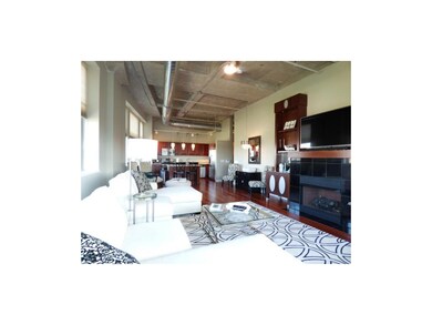 2107 Grand Blvd unit 1102, Kansas City, MO 64108 - photo 2