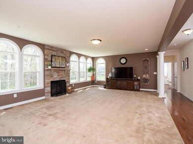 14015 Jones Bridge Rd, Upper Marlboro, MD 20774 - photo 5