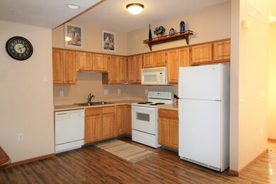Kitchen with Eat in area