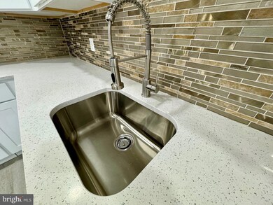 1208 Green St, Reading, PA 19604 - photo 7