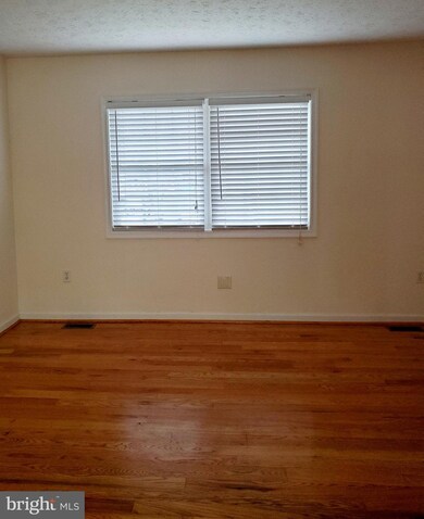 7791 Pleasant View Ave, Middletown, VA 22645 - photo 4