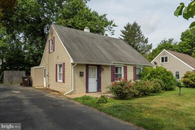 1946 Clearview Ave, Norristown, PA 19403 - photo 2