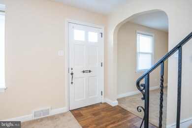 212 W Bellevue Ave, Reading, PA 19605 - photo 3