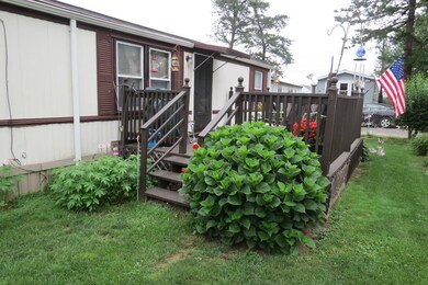 868 Southampton Rd unit 17, Westfield, MA 01085 - photo 3