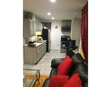 4 Essex St unit 1, Salem, MA 01970 - photo 2