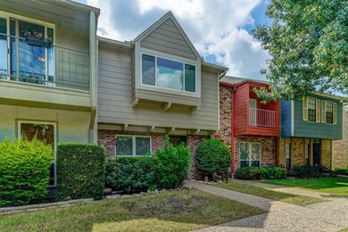 10204 Longmont Dr unit 44/3, Houston, TX 77042 - photo 4