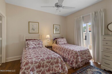 215 Azalea-7