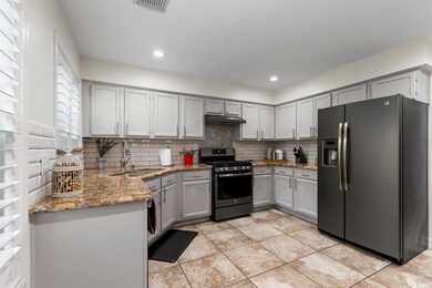 14 Crested Cloud Ct, Spring, TX 77380 - photo 7