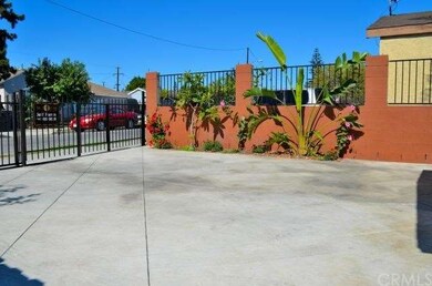 New cement driveway with bevel cut diamond patter 