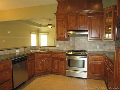 unlisted-address, Broken Arrow, OK 74014 - photo 2