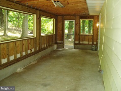 1068 Cattle Drive Ln, Lusby, MD 20657 - photo 6