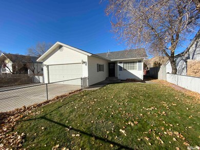 58 Kendall St, Winnemucca, NV 89445 - photo 2