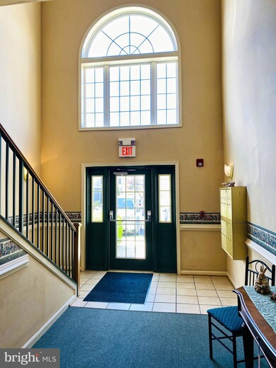 2504 Shelley Cir unit 2B, Frederick, MD 21702 - photo 6