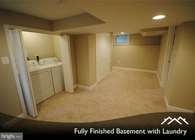 5113 N Englewood Dr, Hyattsville, MD 20785 - photo 7