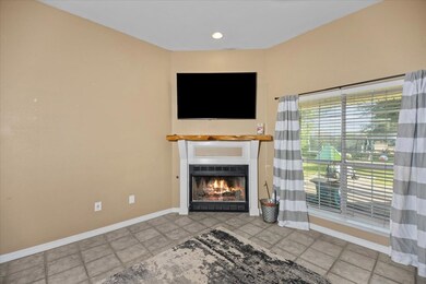 201 Sandalwood St, Lufkin, TX 75904 - photo 7