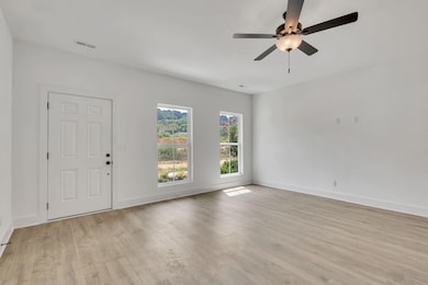 1827 Cotton Way, Chattanooga, TN 37404 - photo 4