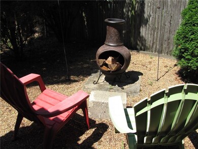 44 Novelty Rd, Warwick, RI 02889 - photo 7