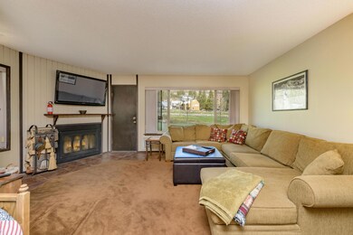 Living Rm