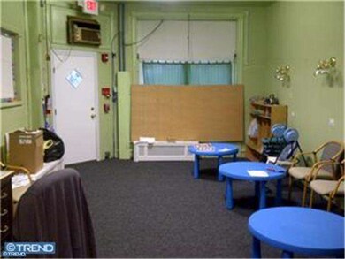 5237 Arch St, Philadelphia, PA 19139 - photo 2