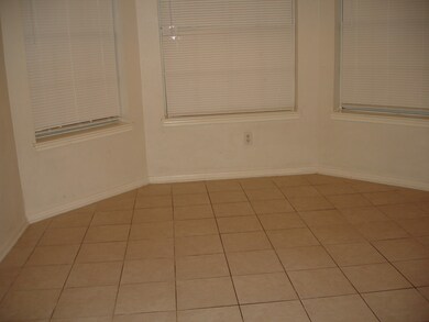 9482 Carmalee St, Houston, TX 77075 - photo 6