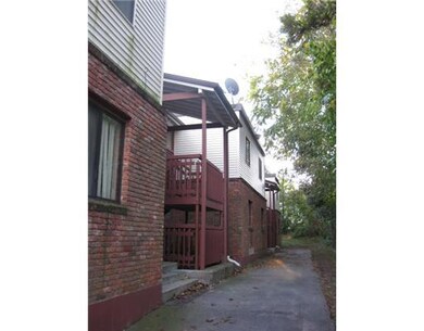 336 Killingly St unit G, Providence, RI 02909 - photo 3