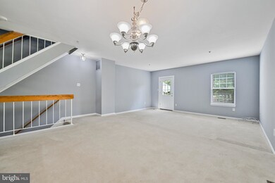 14319 Oxford Dr, Laurel, MD 20707 - photo 4