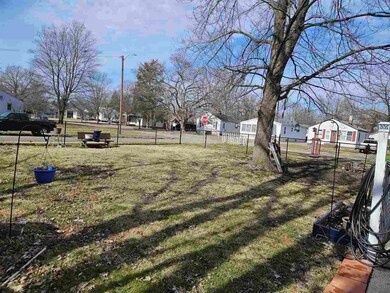 2247 7th Ave, Terre Haute, IN 47803 - photo 2