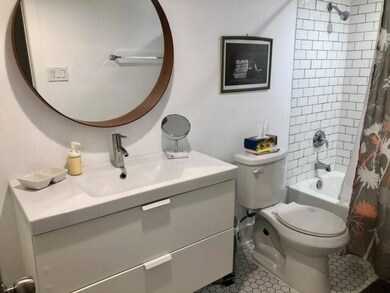 5909 Bolm Rd unit 12, Austin, TX 78721 - photo 3